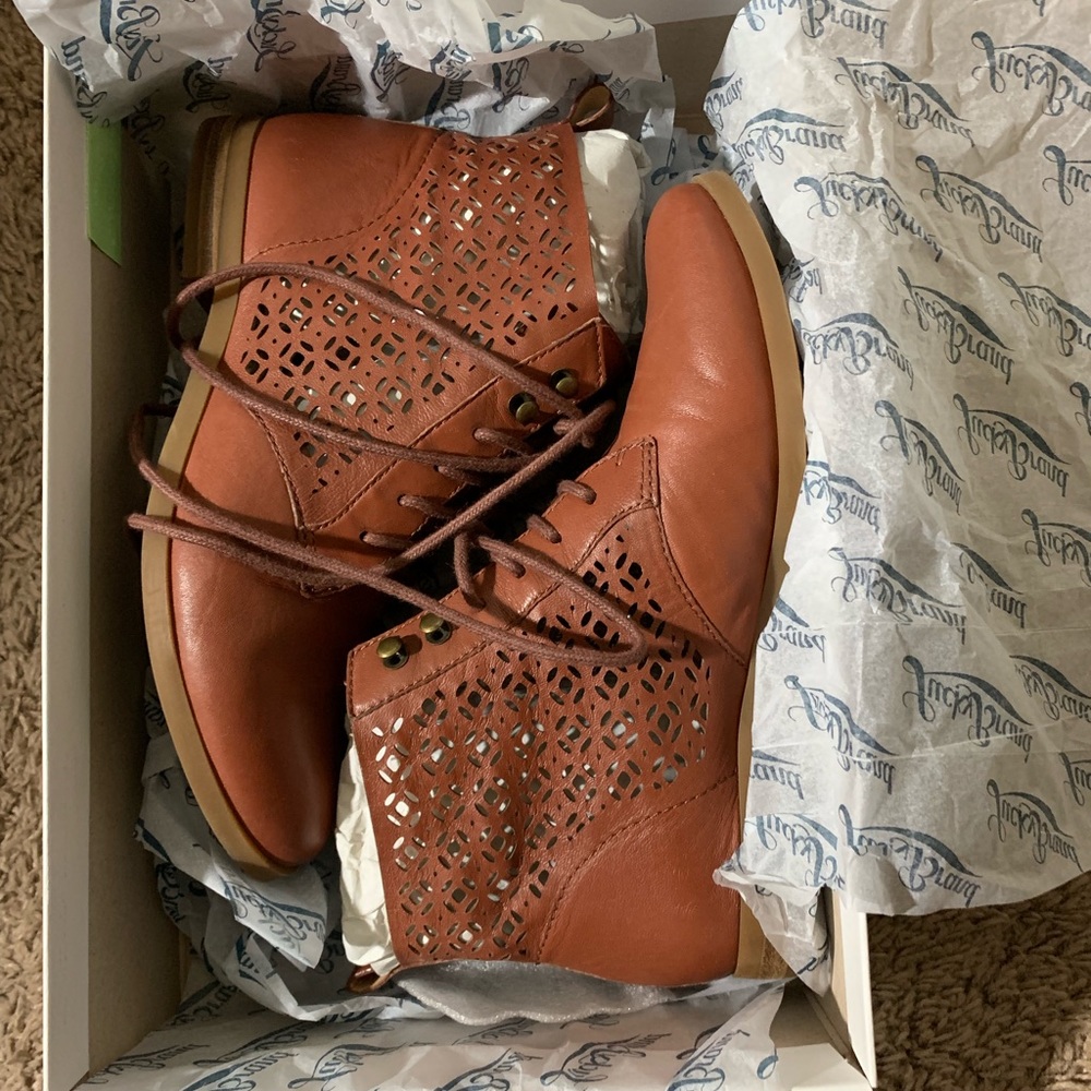 Lucky brand boots
